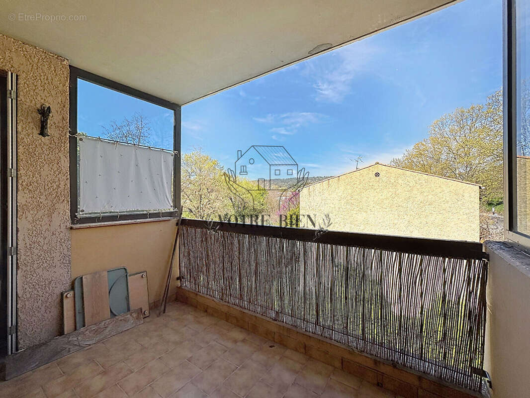 Appartement Manosque 4 pièce(s) 83.05 m2 - TERRASSE - CAVE - STATIONNEMENT - photo 4