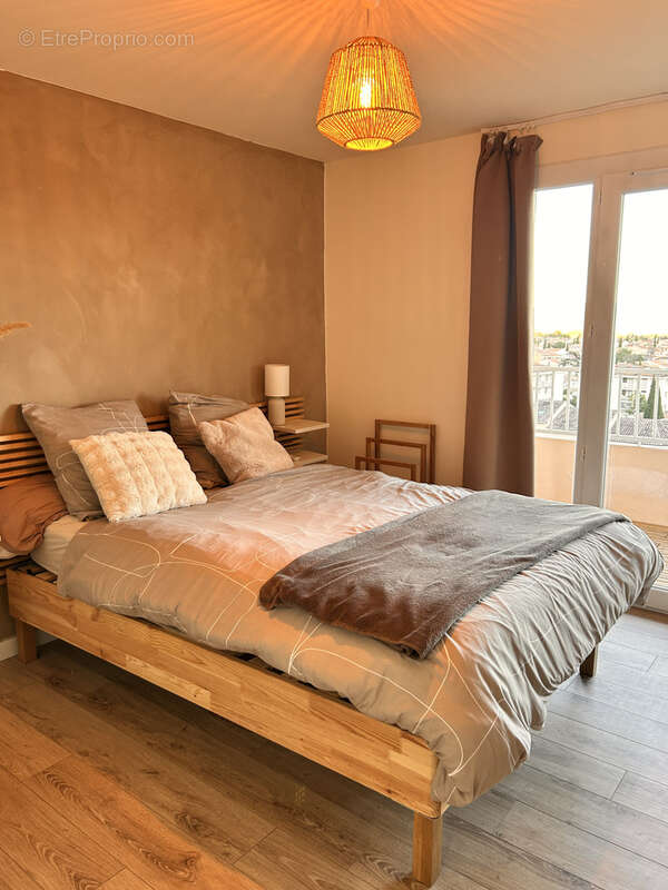 Appartement à CUERS