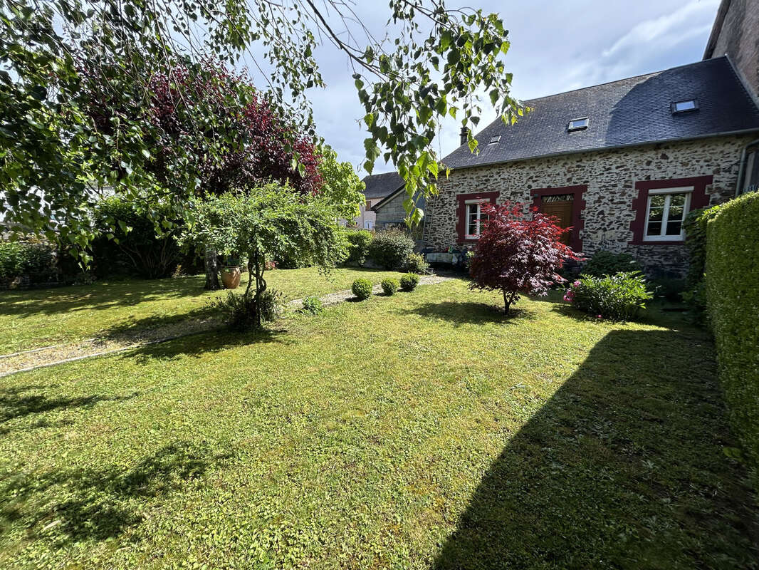Maison à SEILHAC