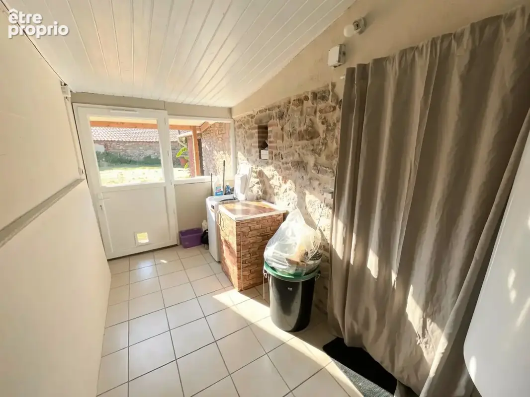 Maison de bourg - Nesmy - photo 5