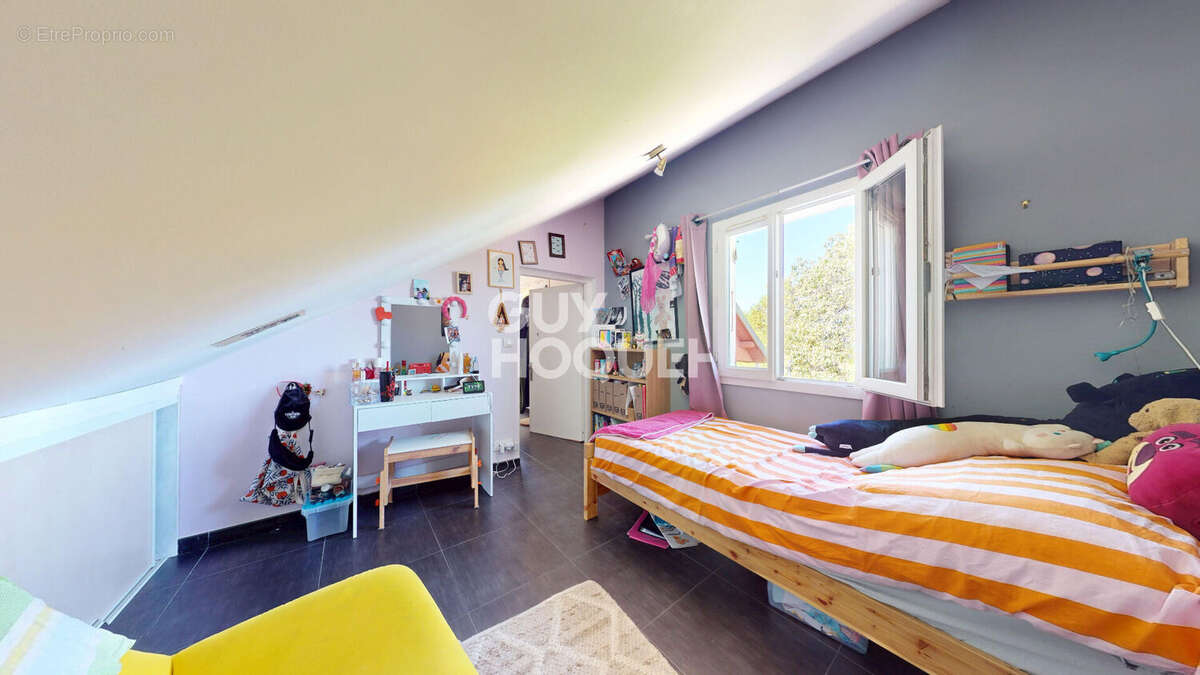Appartement à PUGNY-CHATENOD