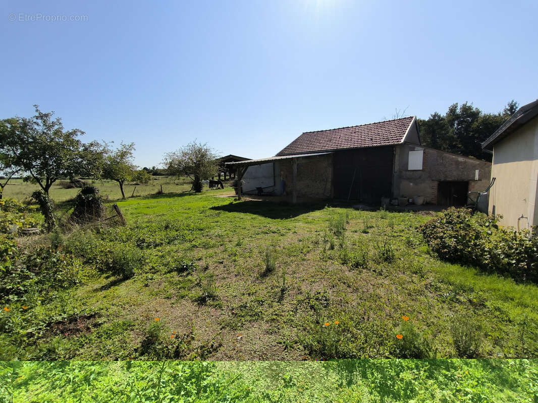 Maison à ARTANNES-SUR-INDRE