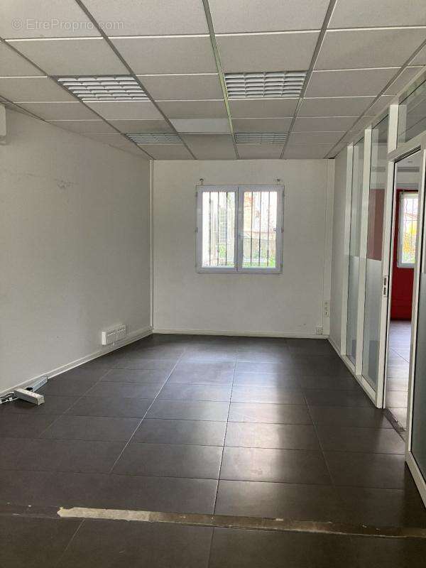 Commerce à VILLEURBANNE