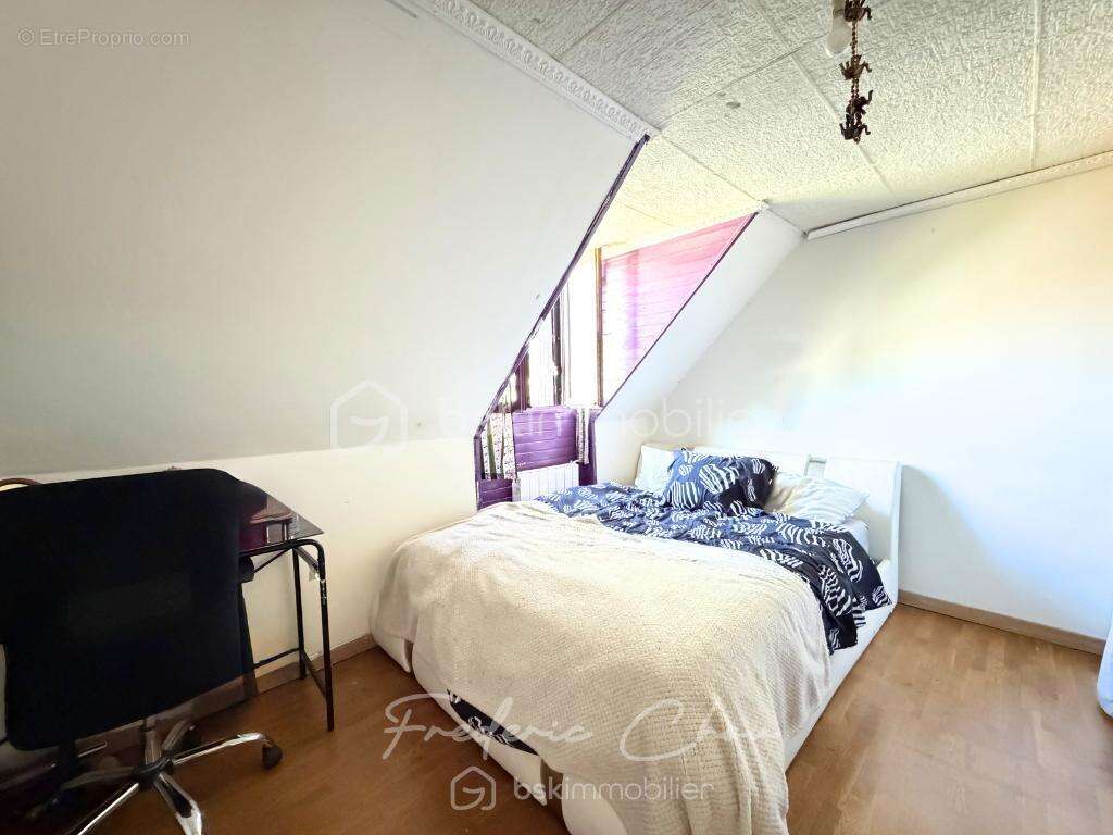 Maison à VERNEUIL-L'ETANG