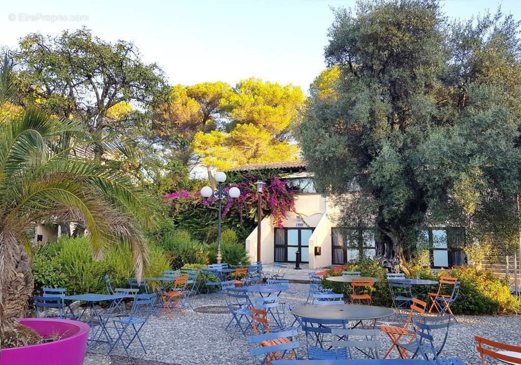 Appartement à LA COLLE-SUR-LOUP