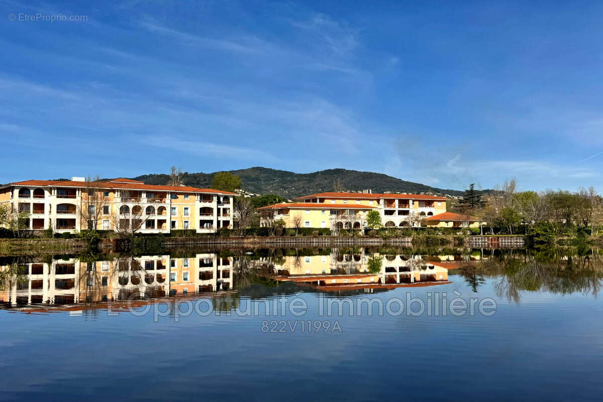 Appartement à MANDELIEU-LA-NAPOULE
