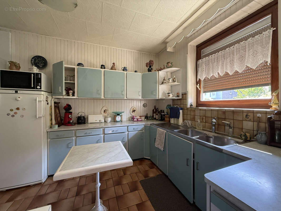Mulhouse maison 6 pieces au calme de 120 m2 avec comble aménageable sur 2.88 ares clos et arboré - photo 8
