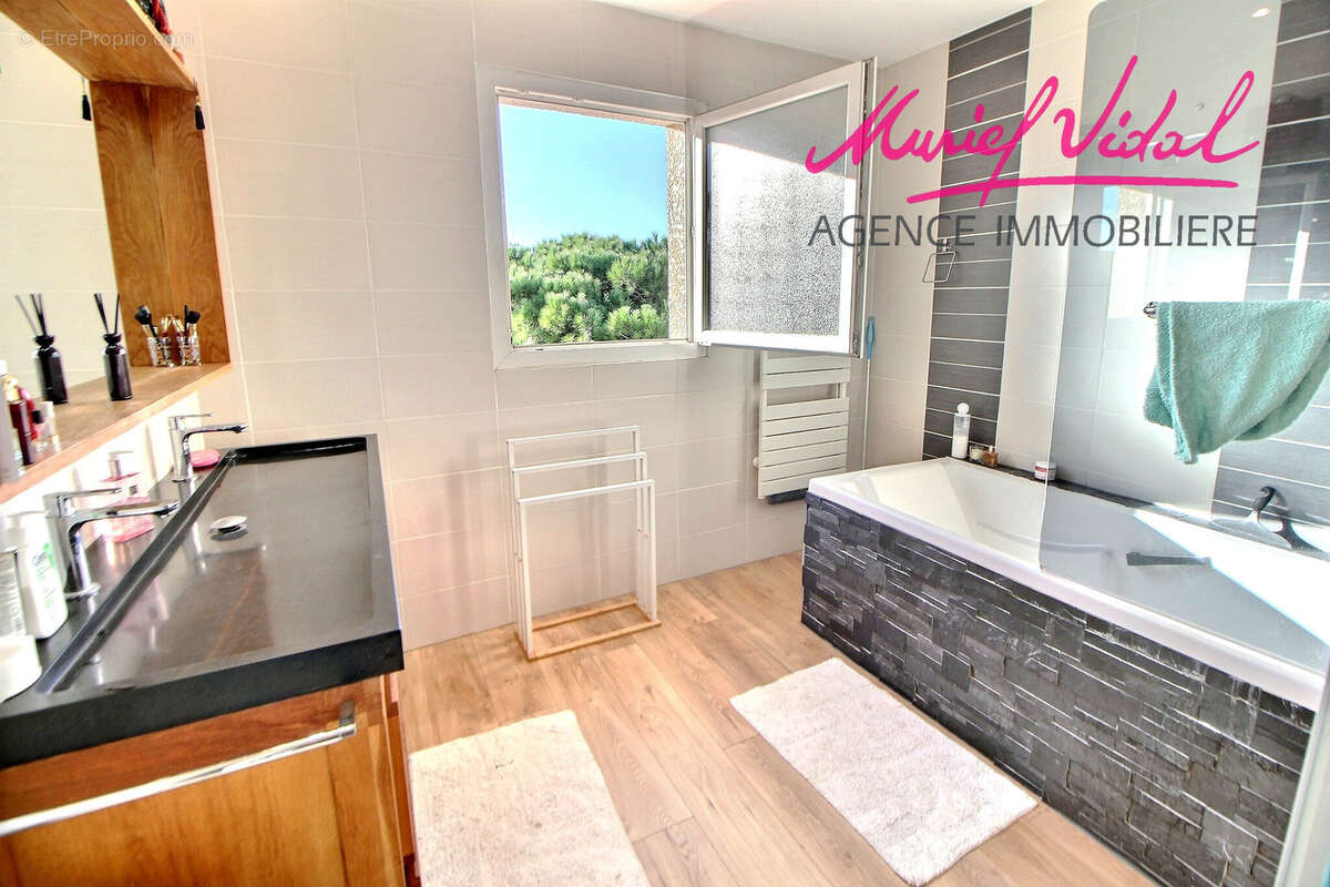 Maison à SAINT-CYPRIEN