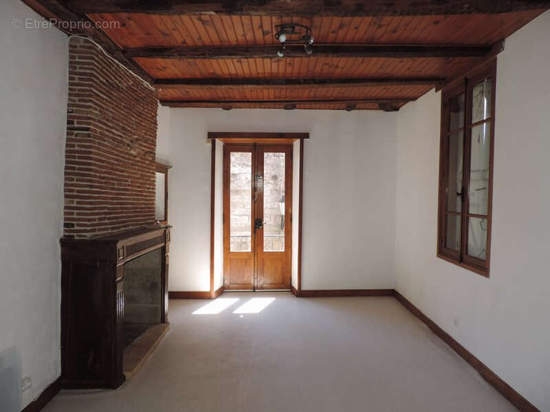 Appartement à BEAULIEU-SUR-DORDOGNE