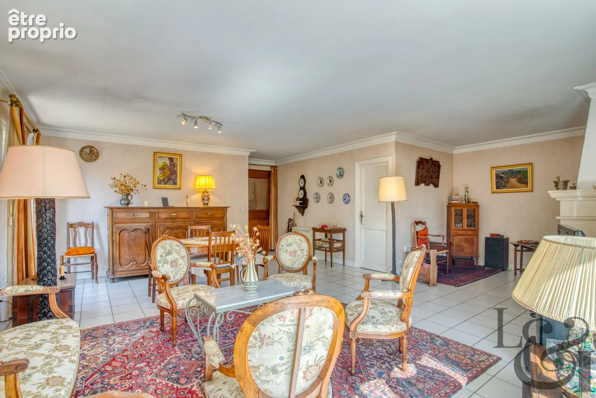 Villa traditionnelle avec garage attenant à vendre à Villeneuve-sur-Lot - photo 6