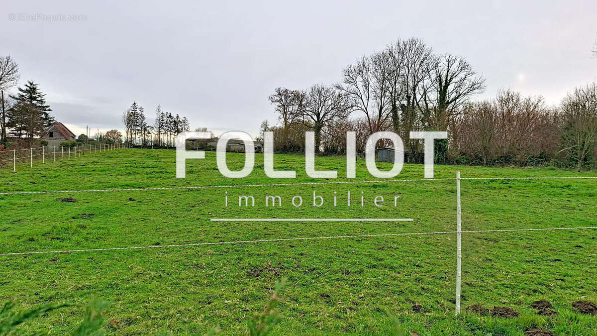 Maison à CHAMPREPUS