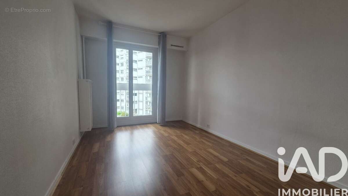 Photo 8 - Appartement à MARLY-LE-ROI