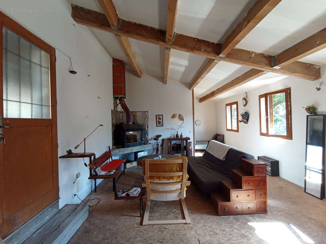 Maison à SAINT-ROMAN-DE-CODIERES