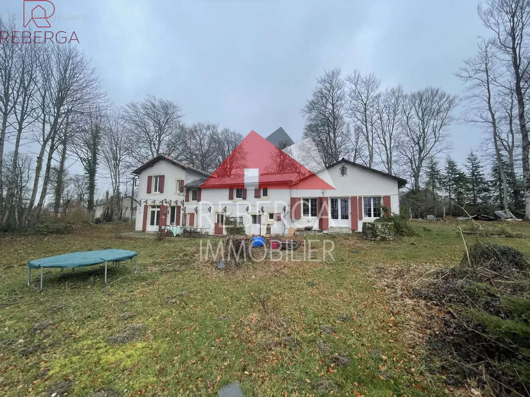 Maison à ANGLES