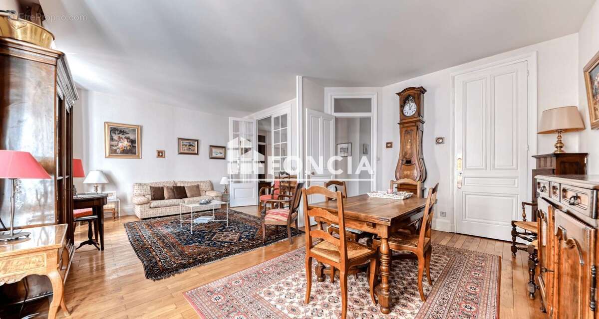 Appartement à LYON-4E