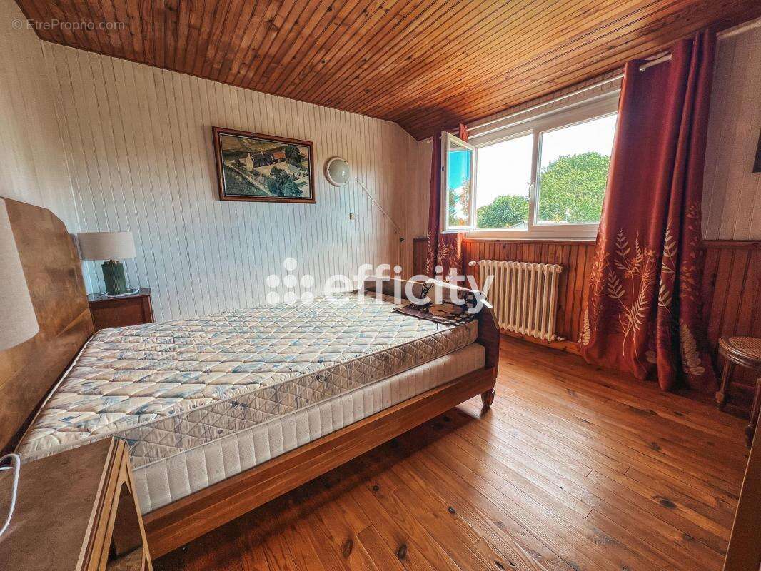 Maison 150 m² à Quemperven  - photo 10