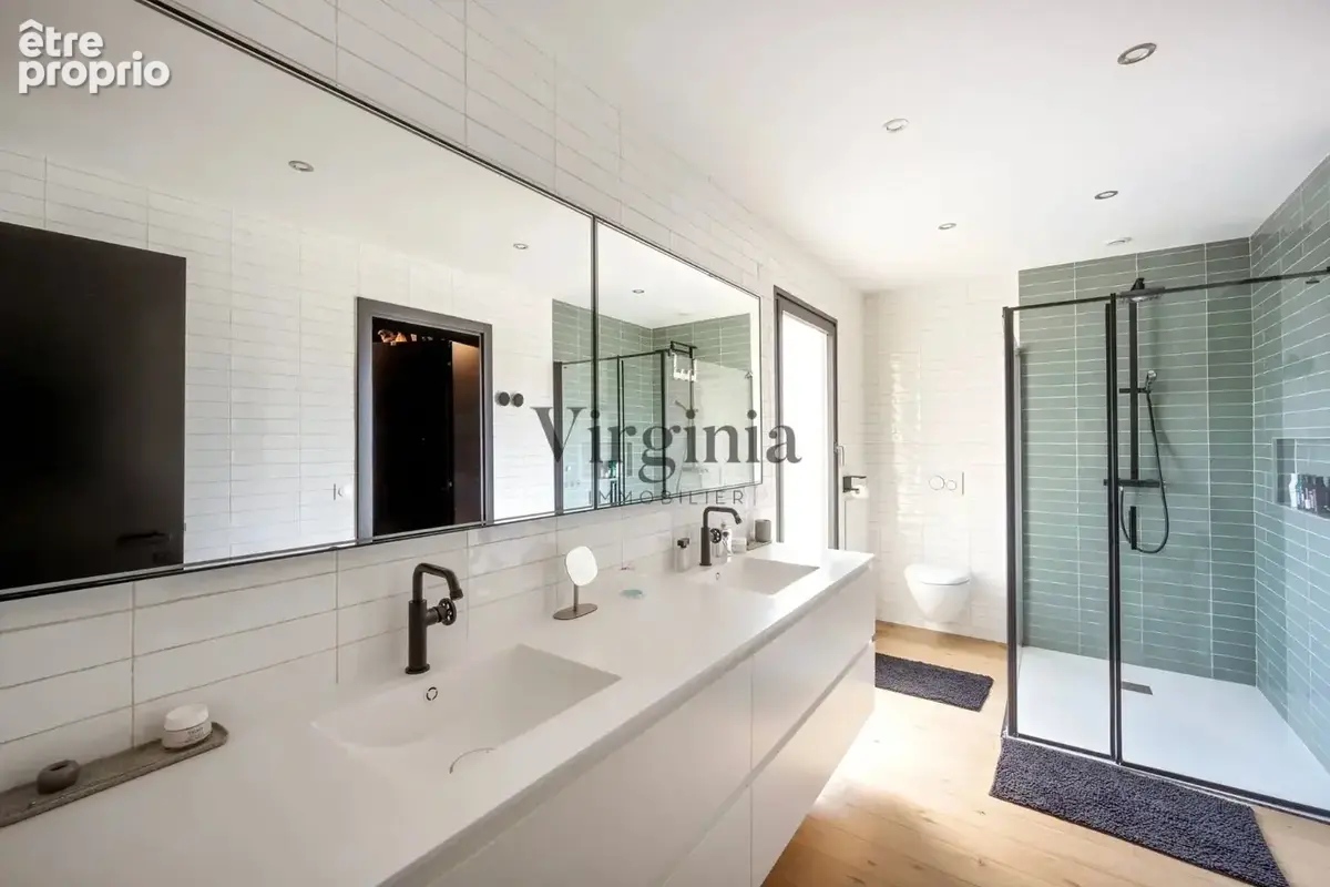 Propriété d'exception au coeur de Charentonneau - 350 m² habitables - Prestations ultra haut de gamme - Piscine intérieure - photo 12