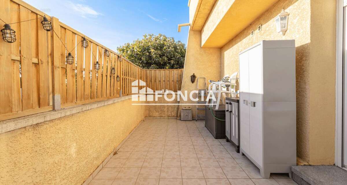 Appartement à PORT-DE-BOUC