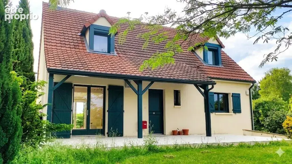 Maison à THURE