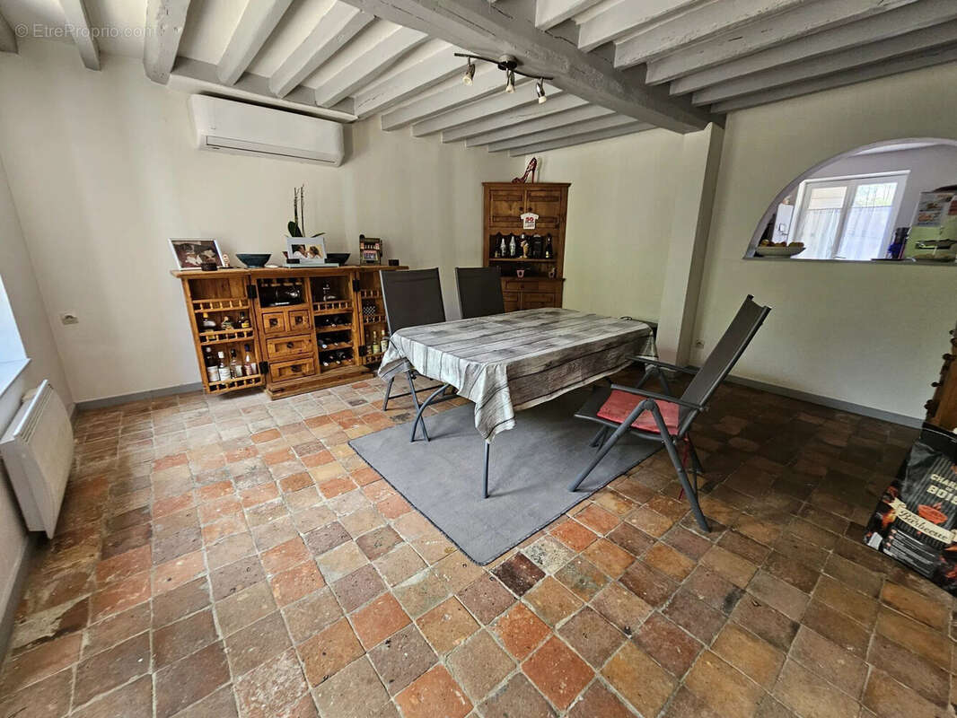Maison à SAVIGNY-SUR-CLAIRIS