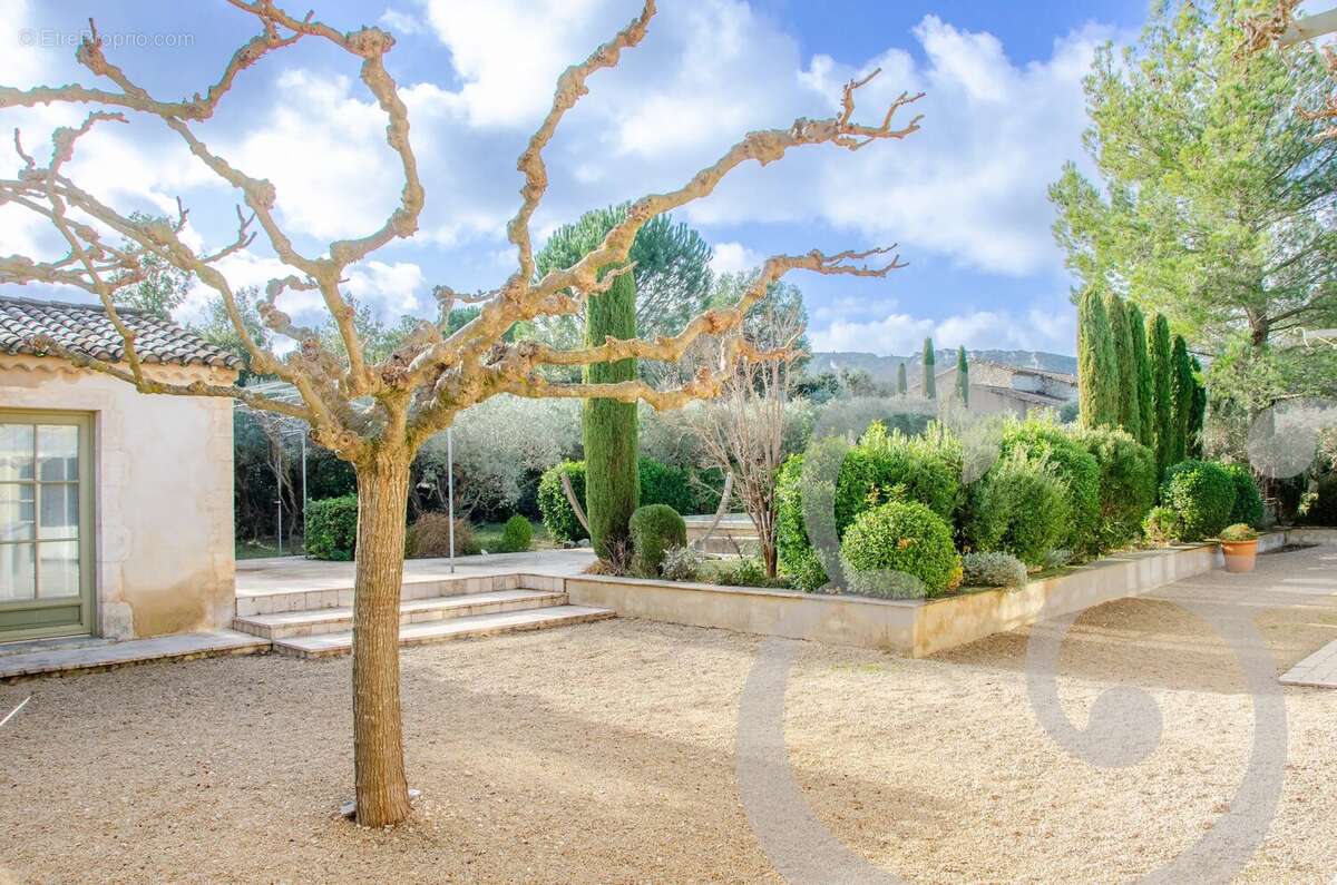 Maison à EYGALIERES