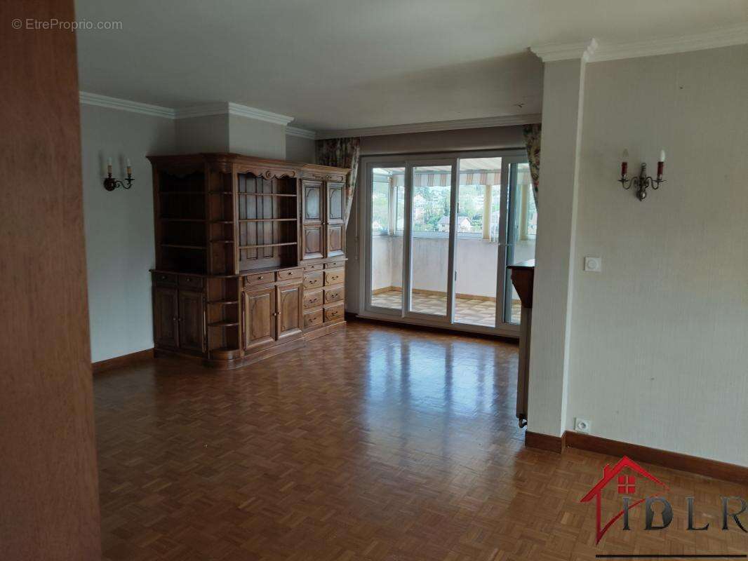 Appartement à LONS-LE-SAUNIER