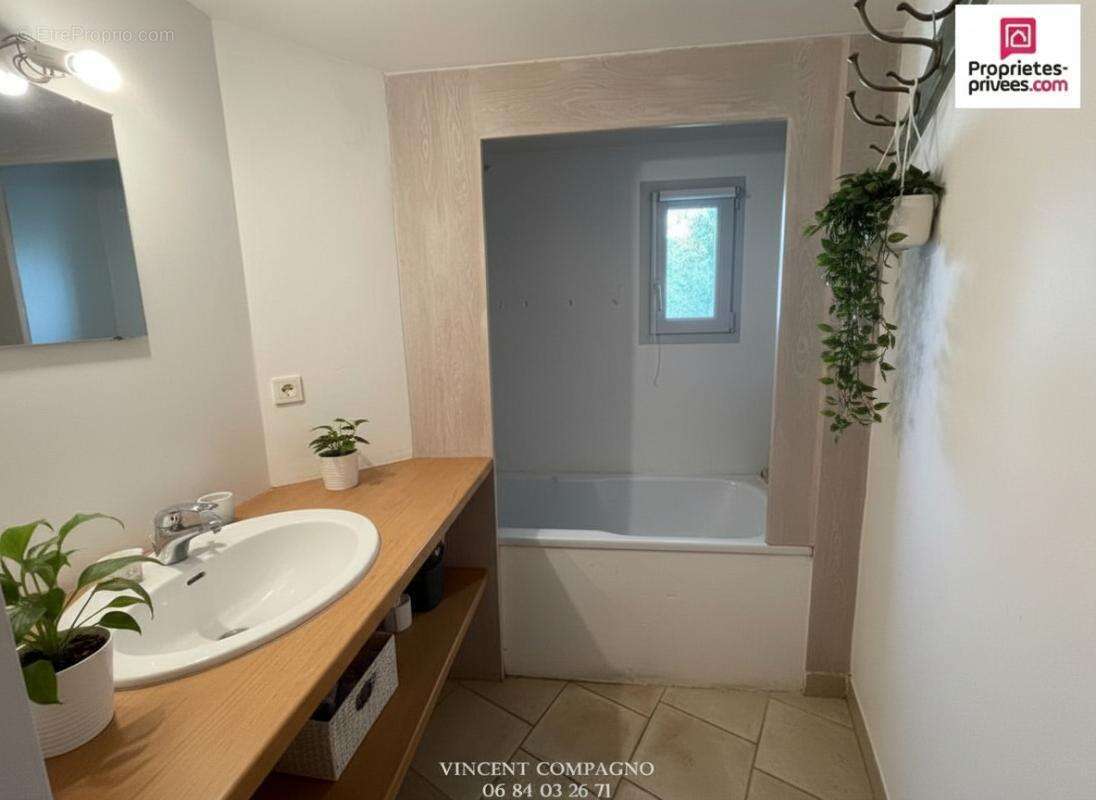 Maison de Village 70 m² avec balcon et cave - photo 10