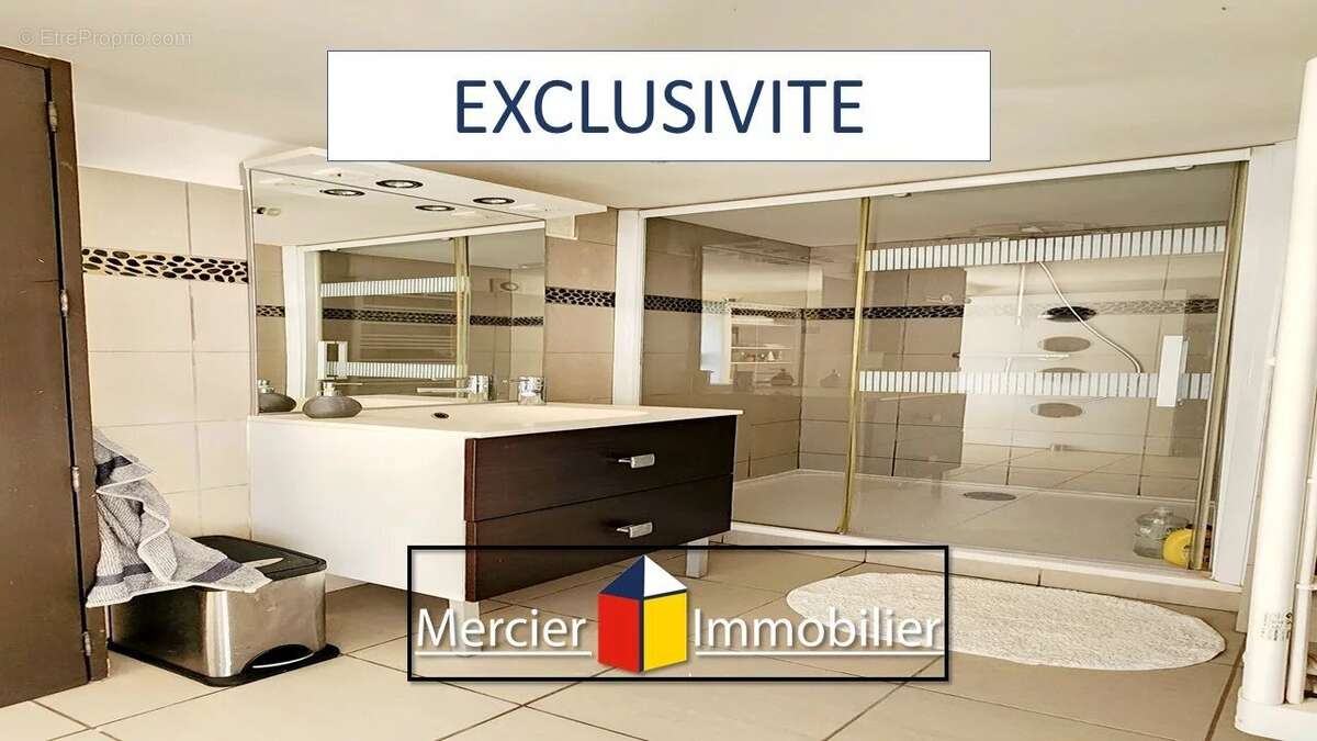 Centre Savenay Maison 5 chbres avec jardin . - photo 8