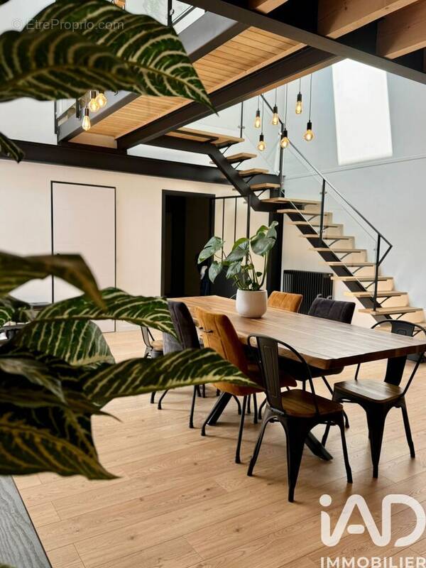 Photo 1 - Maison à POITIERS