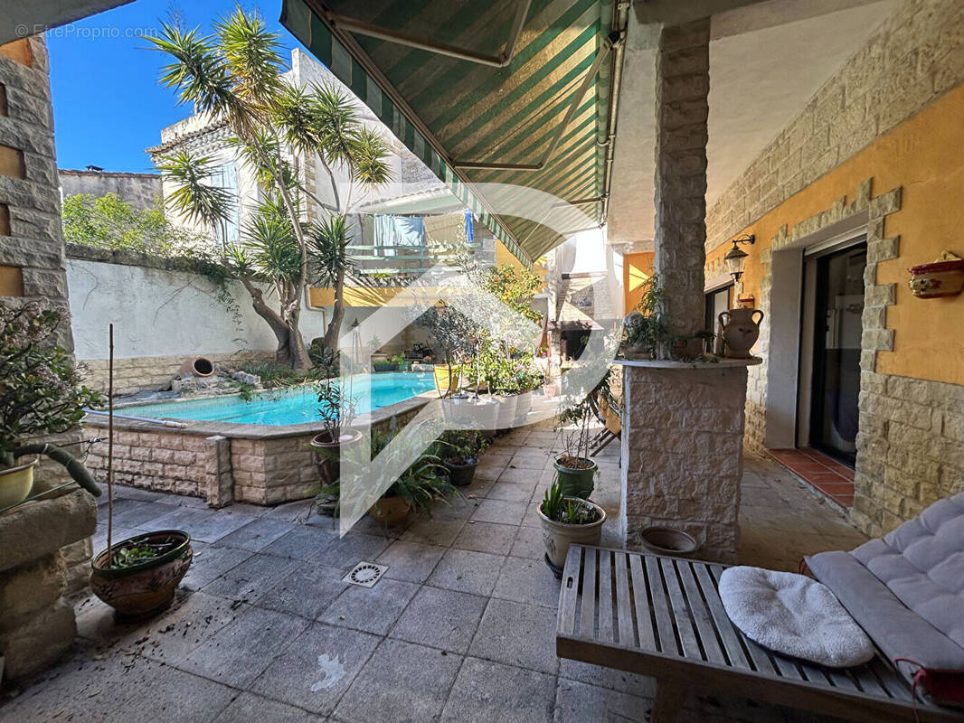 Maison à AIGUES-MORTES