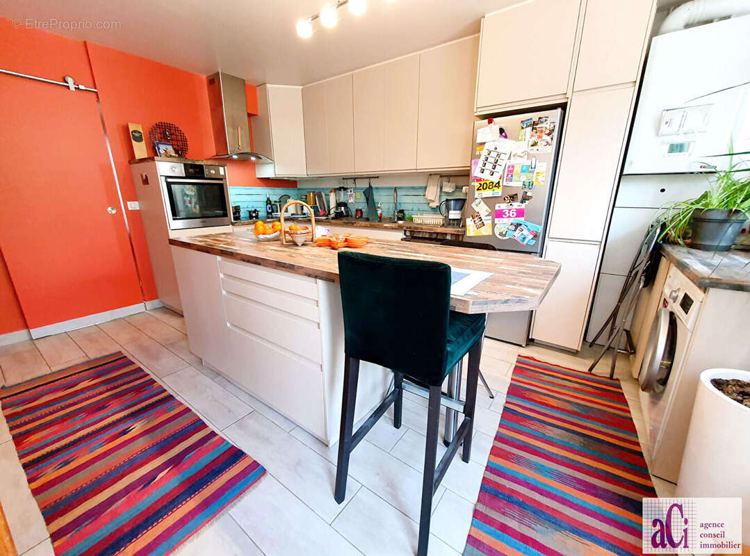 Maison à L'HAY-LES-ROSES