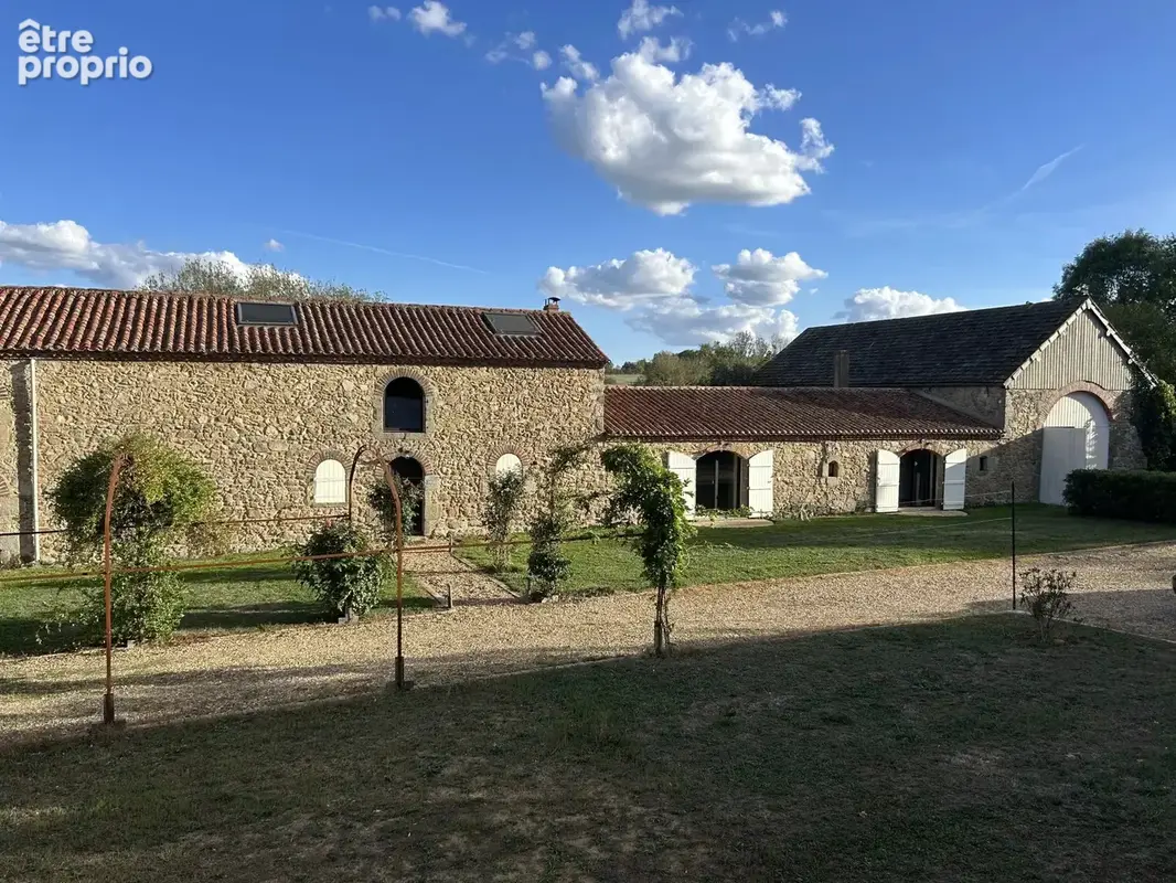 Maison à NUEIL-LES-AUBIERS