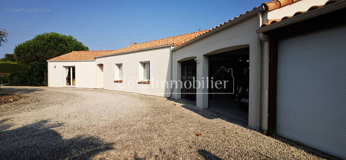 Maison à SAINT-MICHEL-CHEF-CHEF