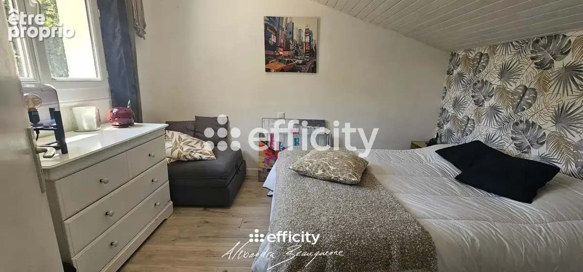 Maison 94 m² à Vouille  - photo 19
