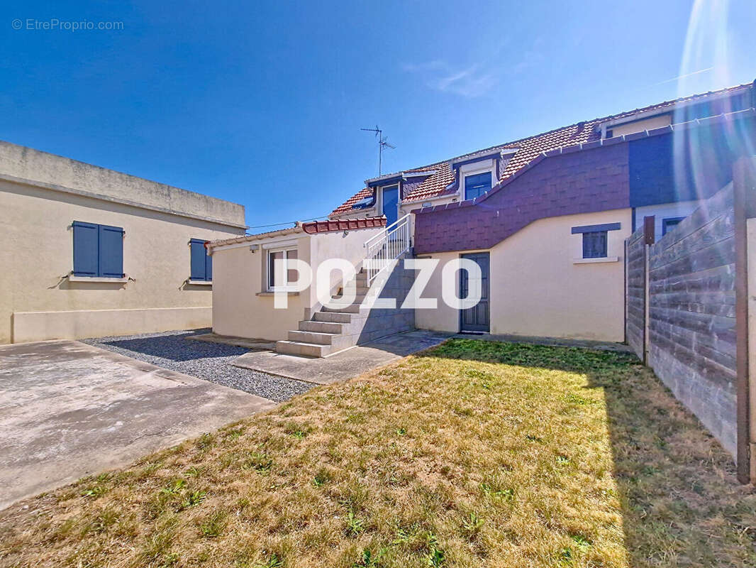 Maison à BERNIERES-SUR-MER