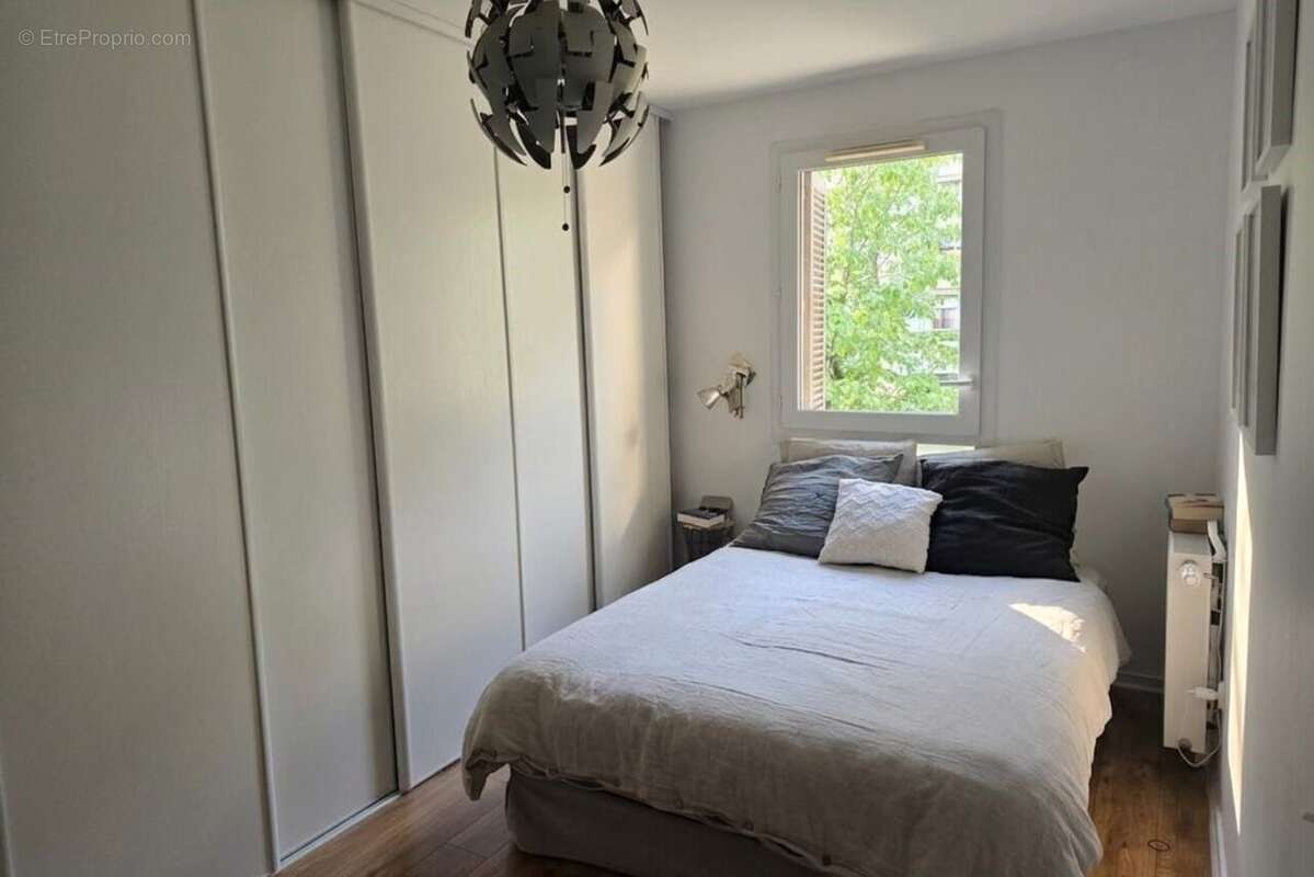 Appartement 42 m² à Valenton  - photo 5