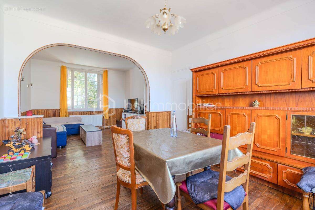 Maison à PONTAULT-COMBAULT