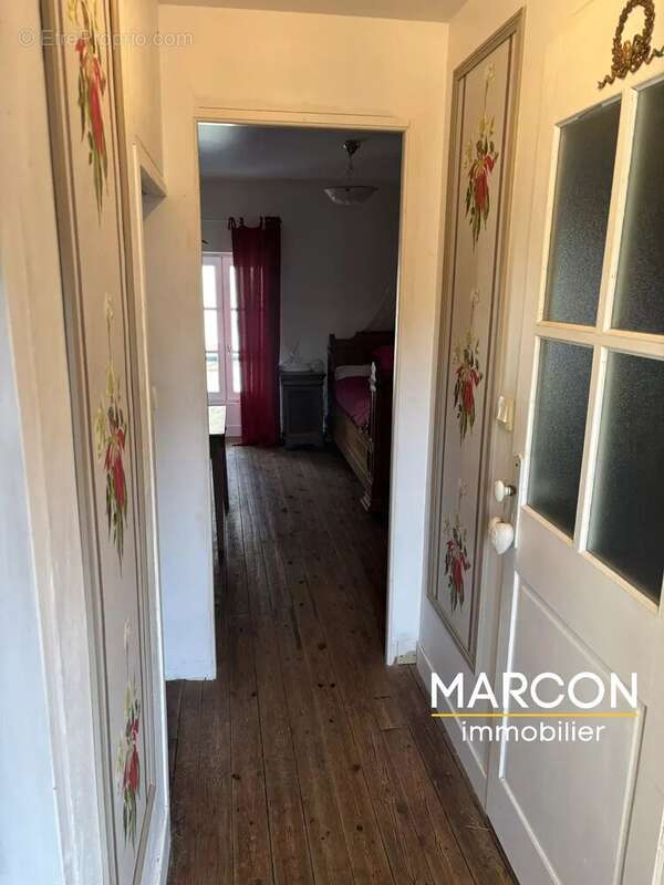 Maison à ARNAC-LA-POSTE