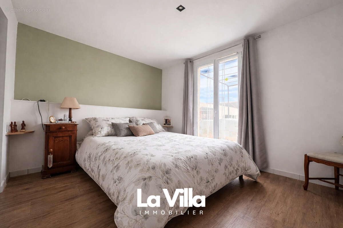 Maison Entraigues Sur La Sorgue 4 pièce(s) 85 m2 - photo 5