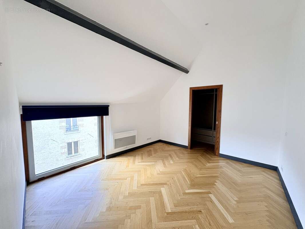 Appartement 78 m² à Orleans  - photo 6