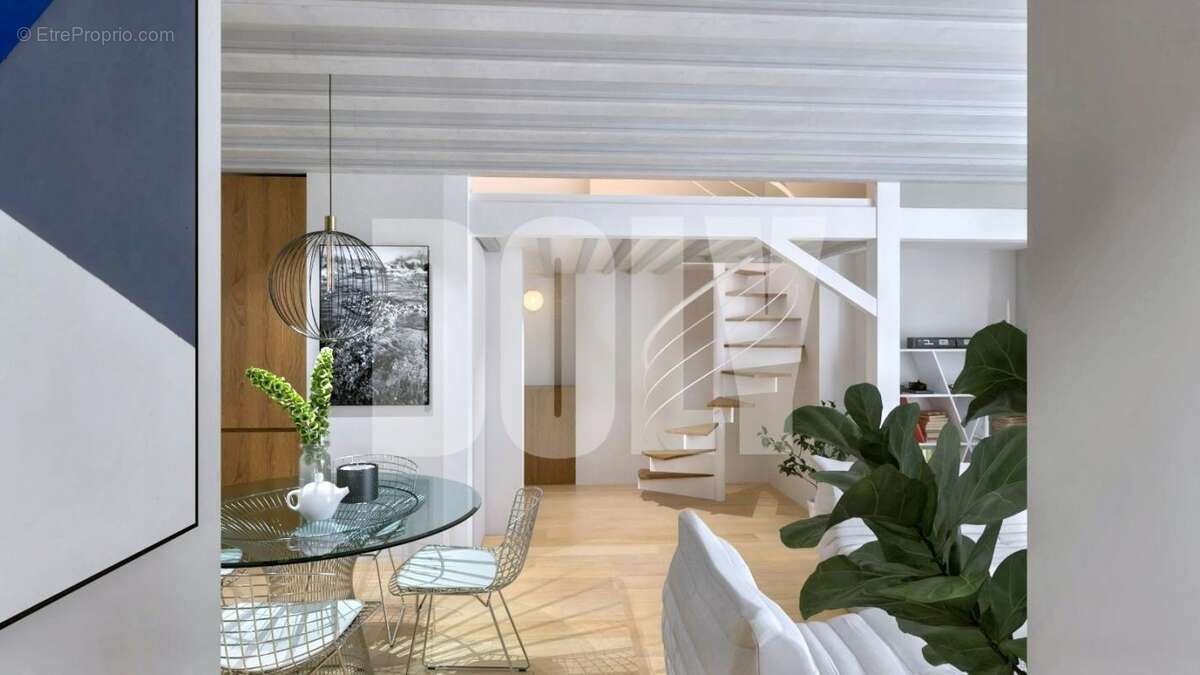 Appartement à PARIS-8E