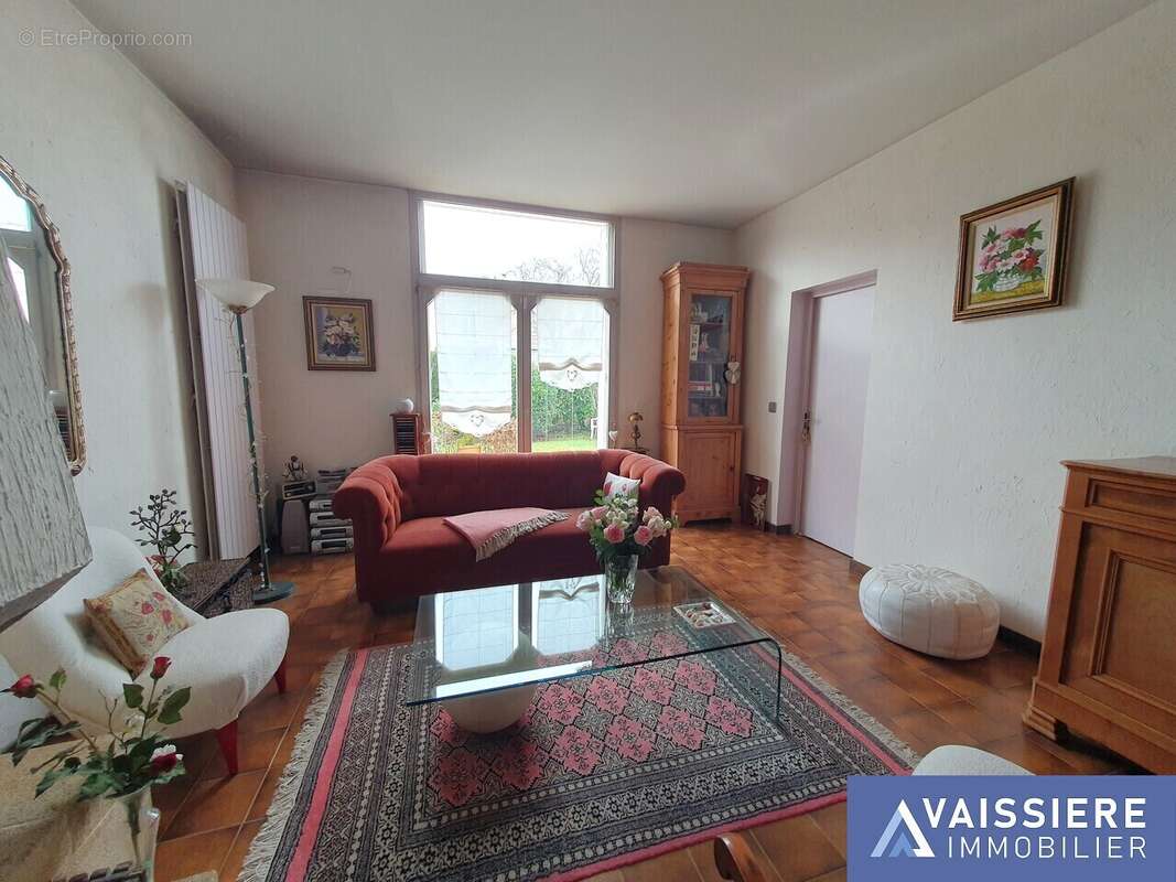 Maison à MONTIGNY-LE-BRETONNEUX