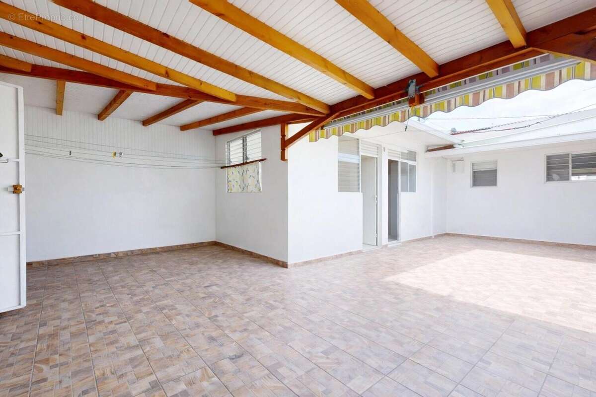 Photo 7 - Appartement à BAIE-MAHAULT