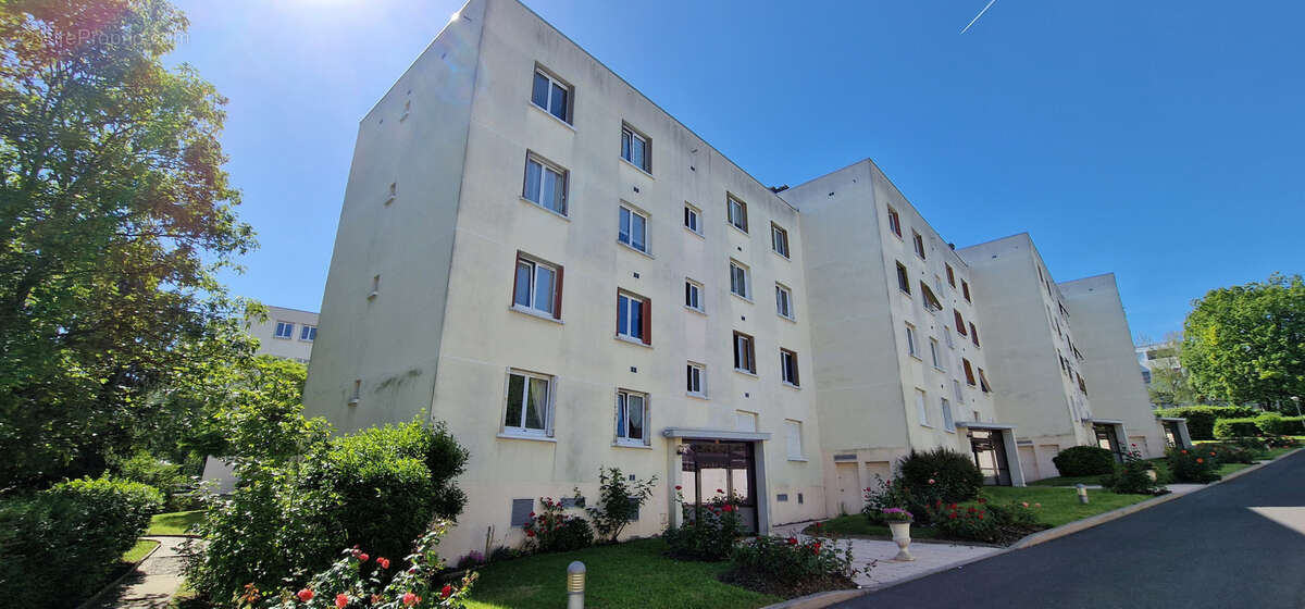Appartement à GARCHES