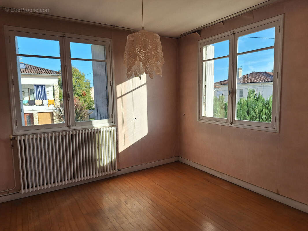 Maison à LE PASSAGE