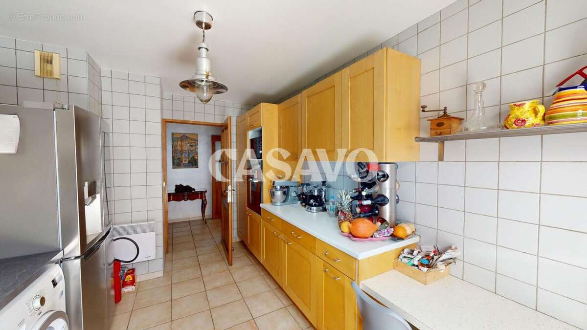 Appartement à MARSEILLE-6E
