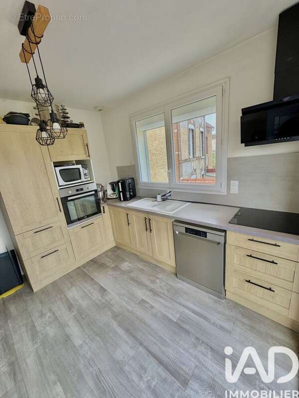 Photo 7 - Maison à ROMILLY-SUR-SEINE