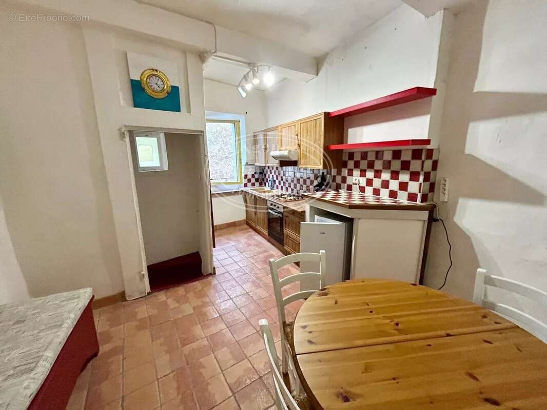 Maison à THEZAN-DES-CORBIERES