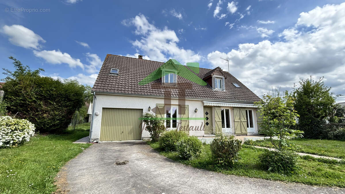 Maison à CHATEAUDUN