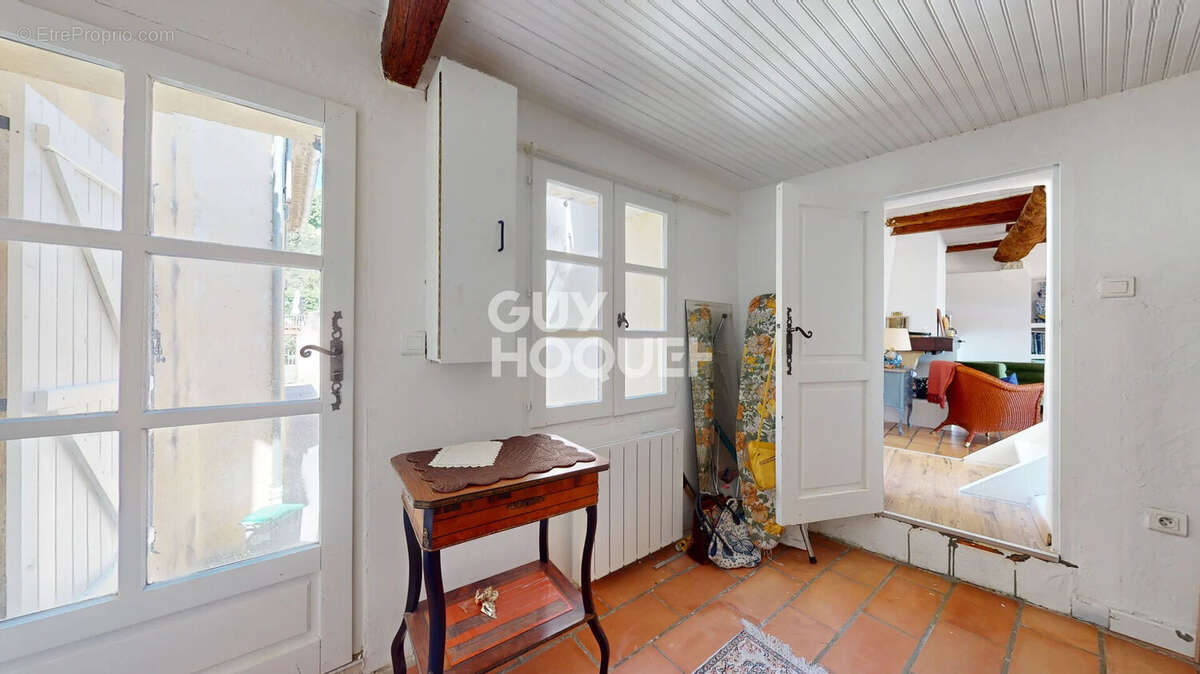 Maison à CHATEAUNEUF-DE-GADAGNE